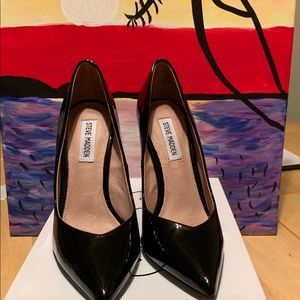 Wicket by Steve Madden, size 8.